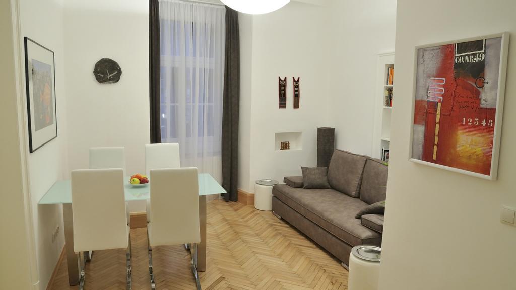 City De Lights Graz Room photo